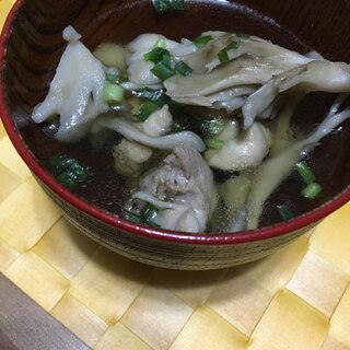 鶏肉と舞茸のお吸い物